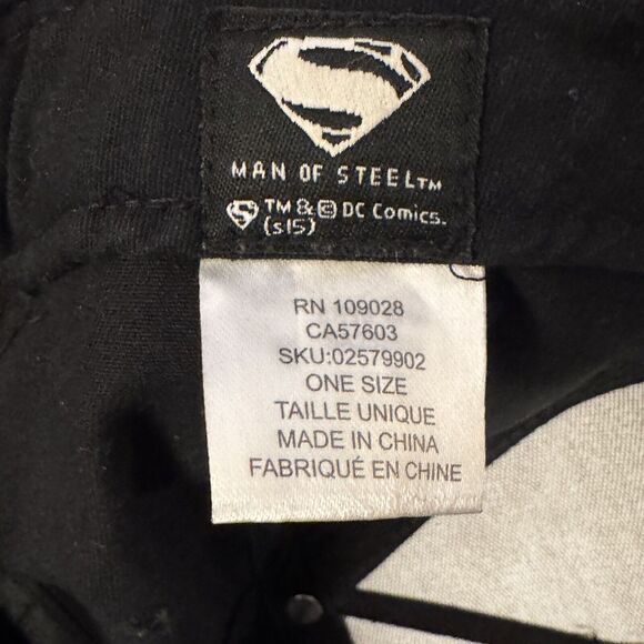 DC Comics Superman Snapback Cap White Black Spatter Vinyl Man of Steel NWOT O/S - Picture 8 of 9
